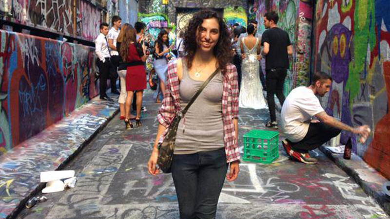 Eliane Cynovich, Lic. en Dise&ntilde;o Gr&aacute;fico.