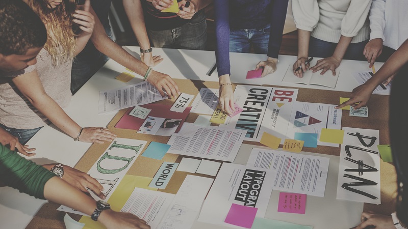 Qué es la comunicación corporativa y cómo influye en el funcionamiento de las organizaciones