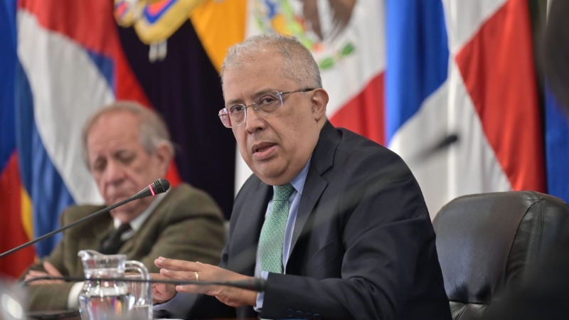 *Francisco J. Coy Granados - embajador de Colombia en Uruguay*