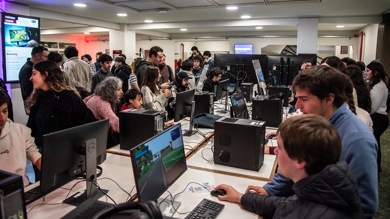 Estudiantes pusieron a prueba sus videojuegos en una nueva instancia de Betatesting