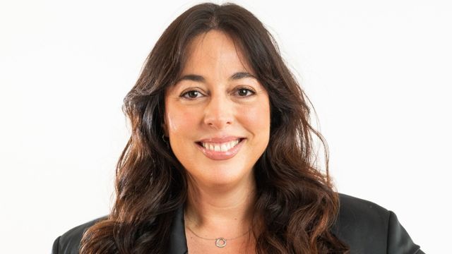 Cecilia
                                            Camarano