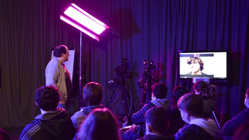 Cómo se forma un editor