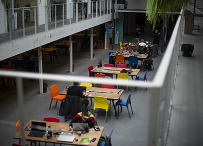 Sinergia cowork. Foto: Agust&iacute;n Pacheco para la Universidad ORT Uruguay.